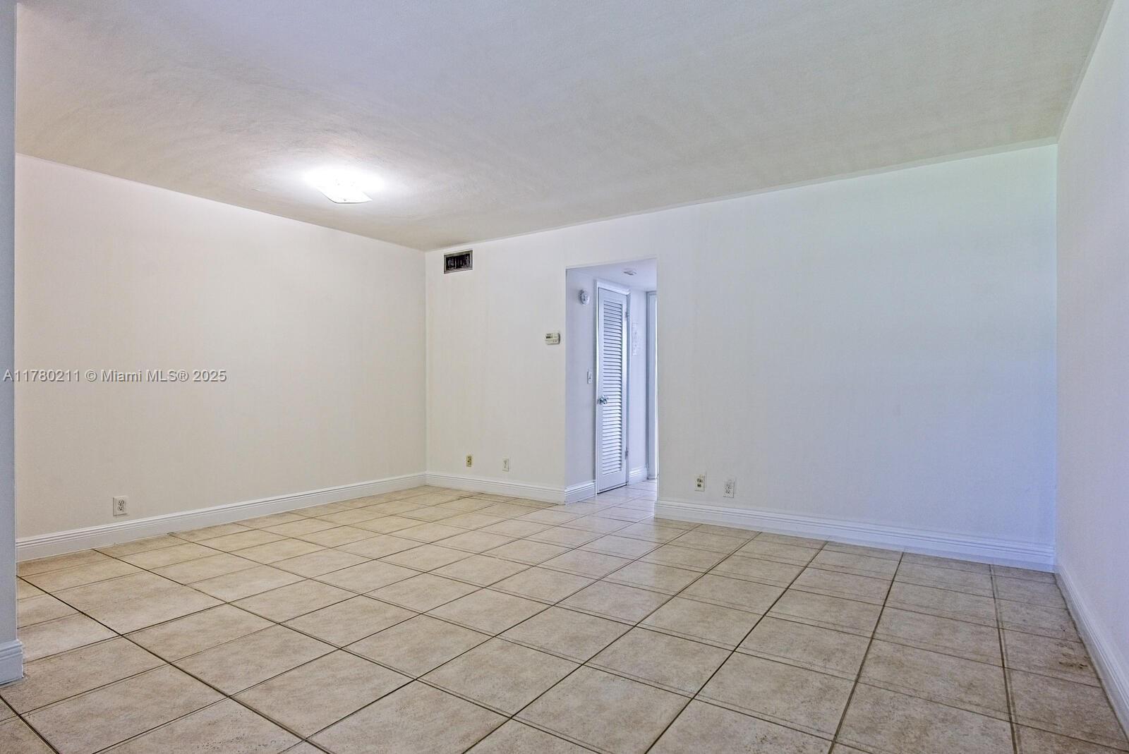 270 Layne Blvd 113 Property Photo 1