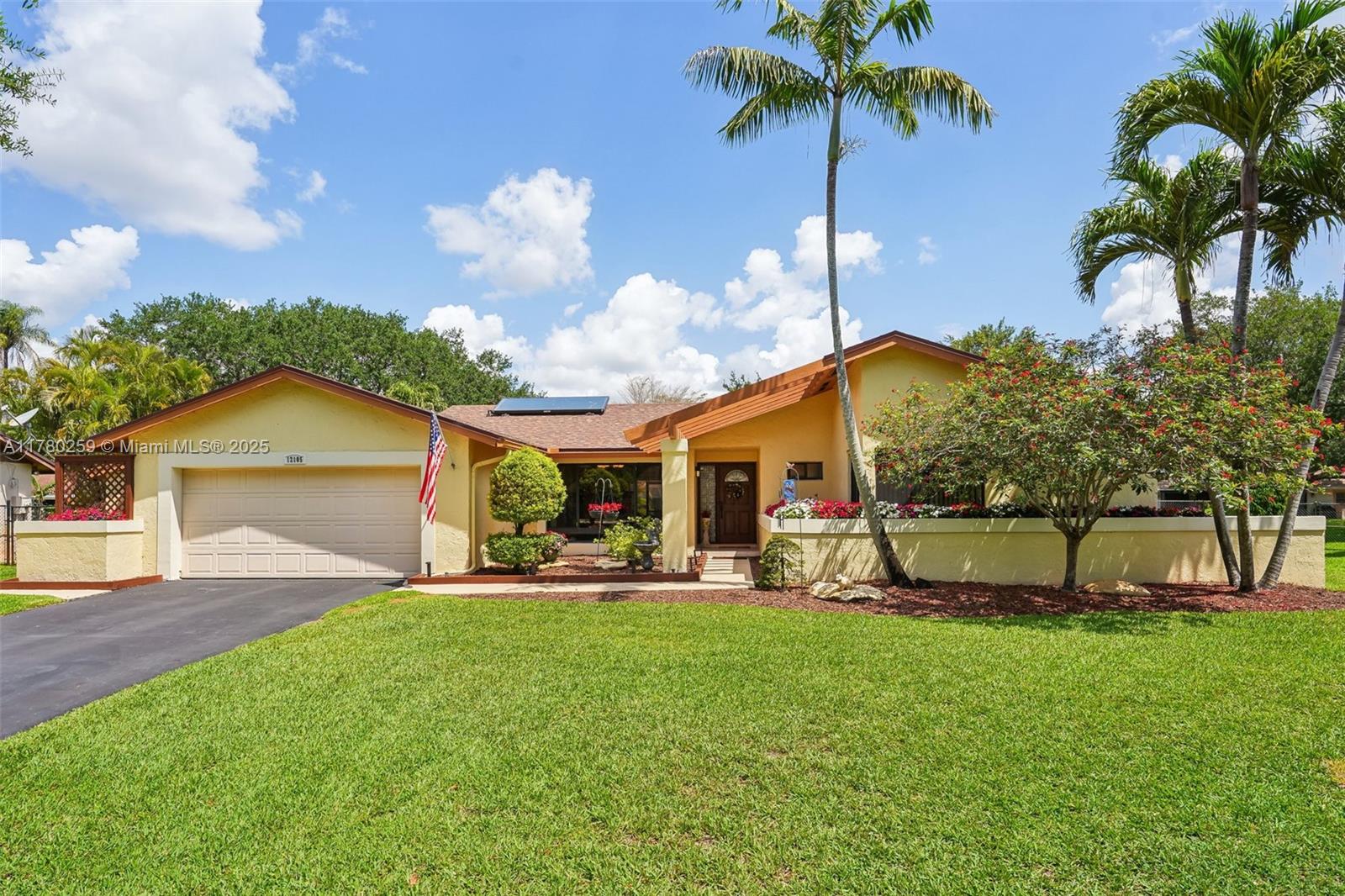12105 Lymestone Way Property Photo