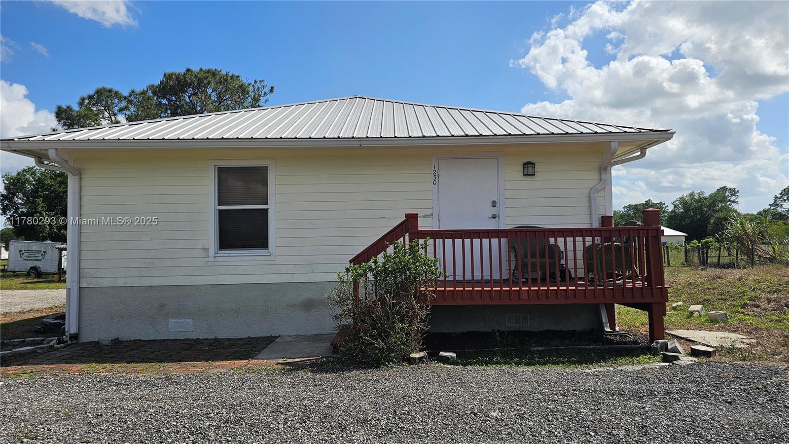 1250 Naples Avenue Property Photo