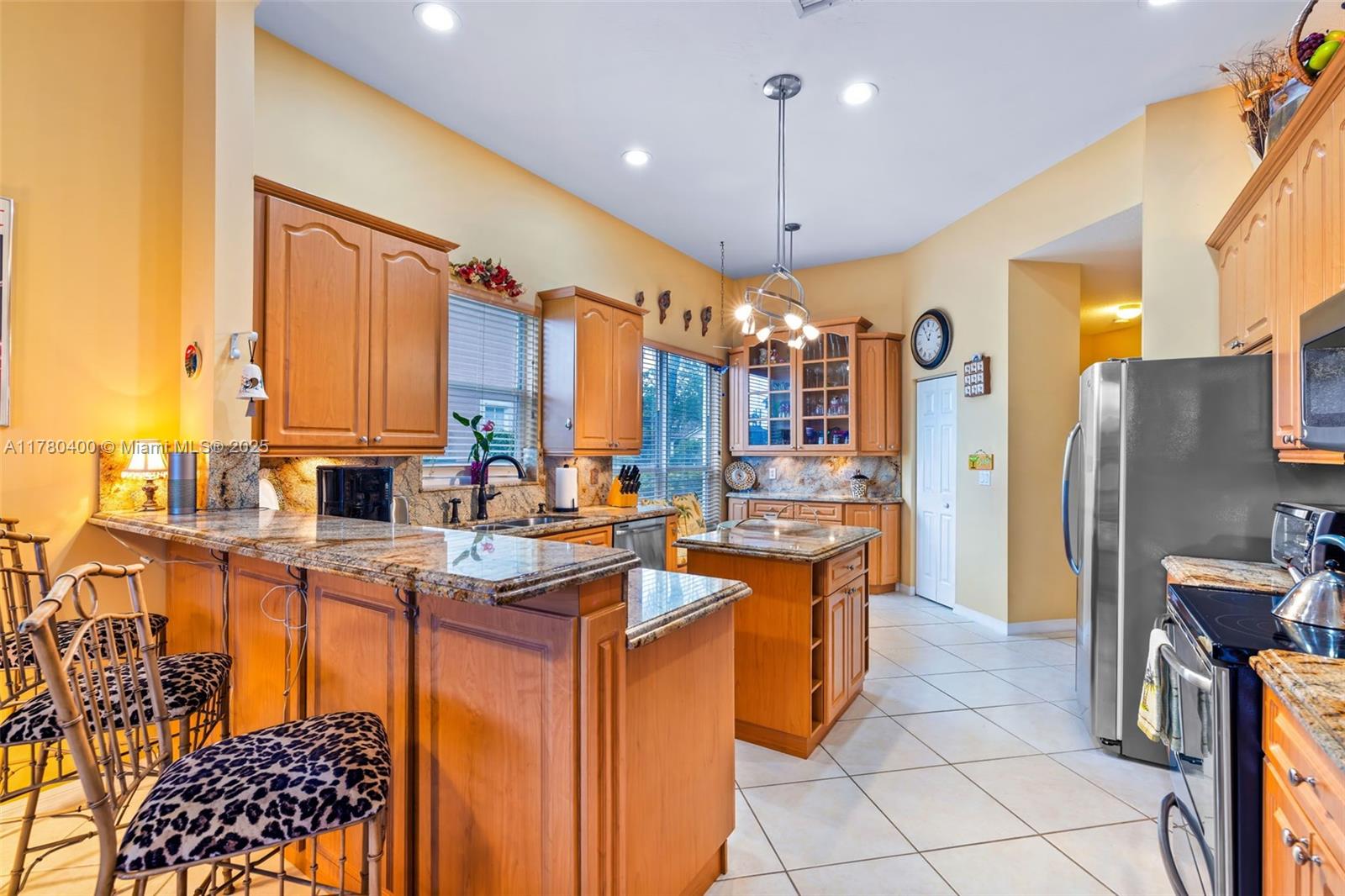 16343 Segovia Cir S Property Photo 8