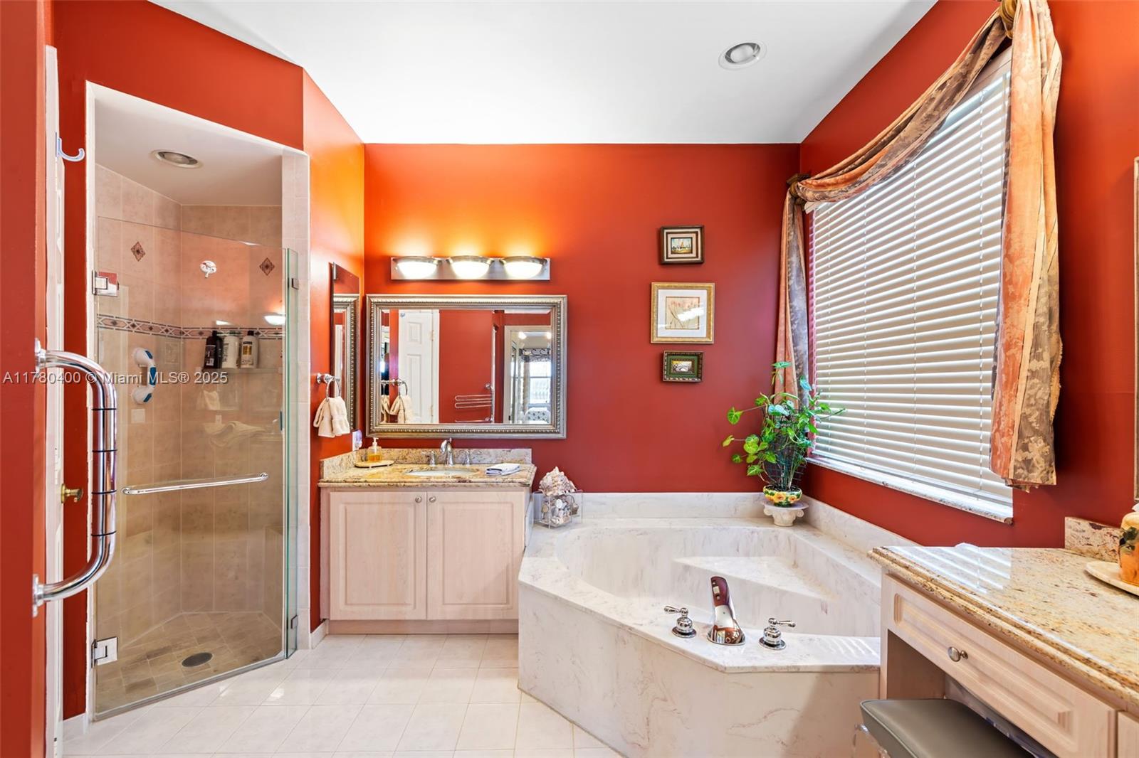 16343 Segovia Cir S Property Photo 11