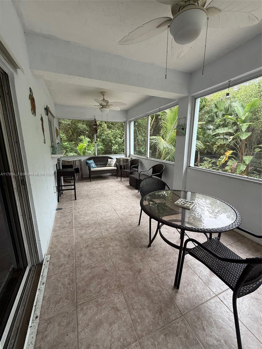 313 Bayview Ave Property Photo 22