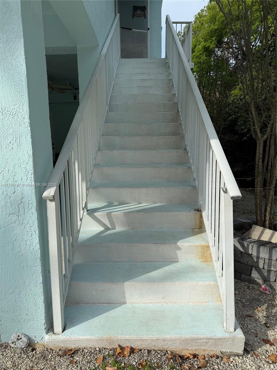 313 Bayview Ave Property Photo 25