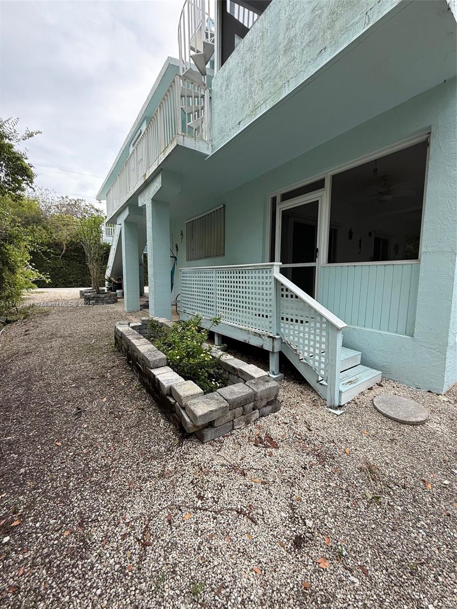 313 Bayview Ave Property Photo 35
