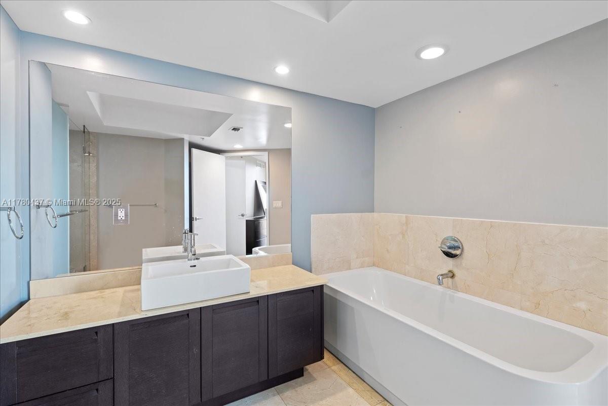 200 Sunny Isle Bl 2-1202 Property Photo 15
