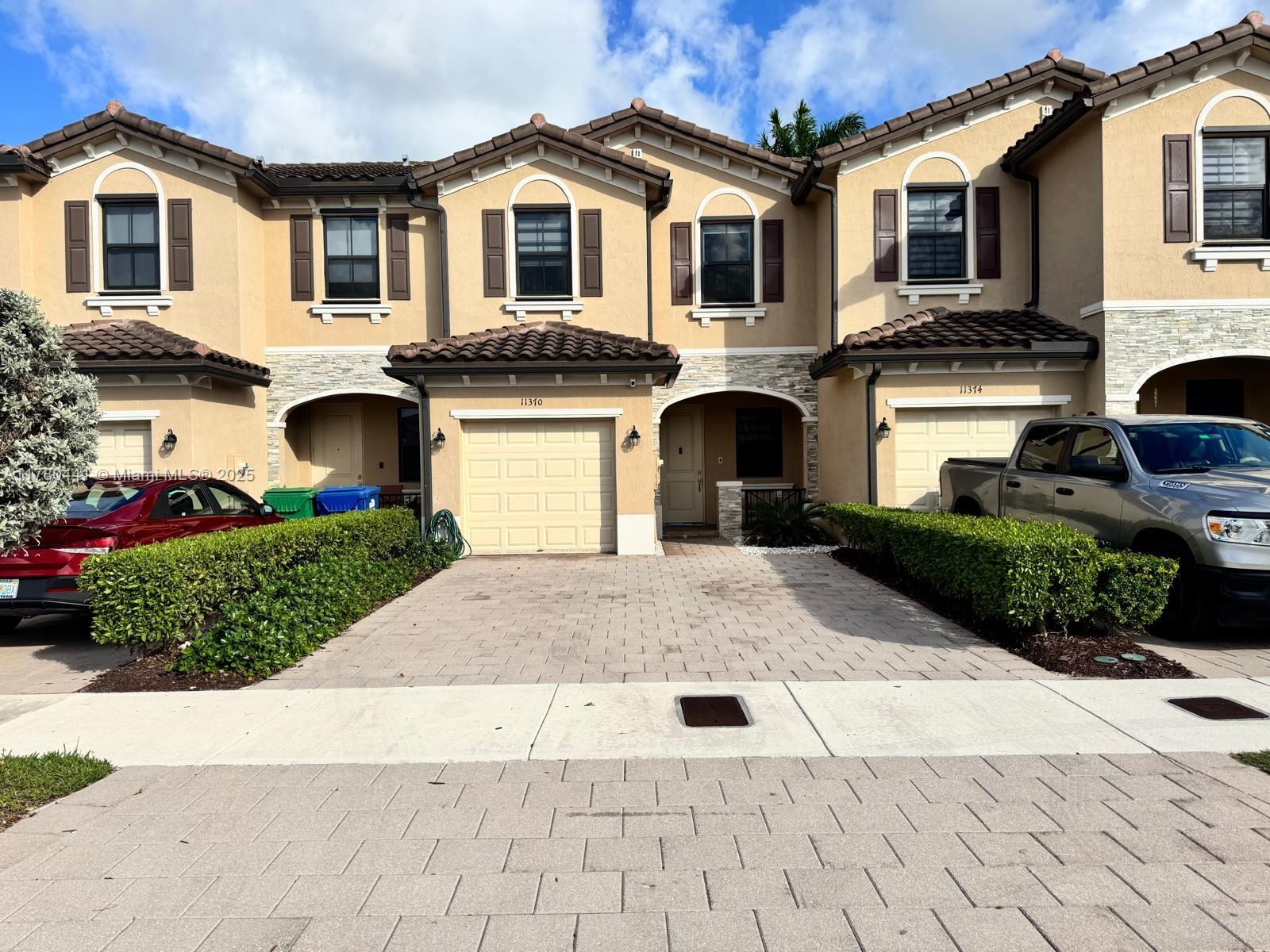 11370 Sw 254th Ter Property Photo 1