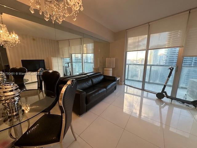 A11780481 Property Photo 2