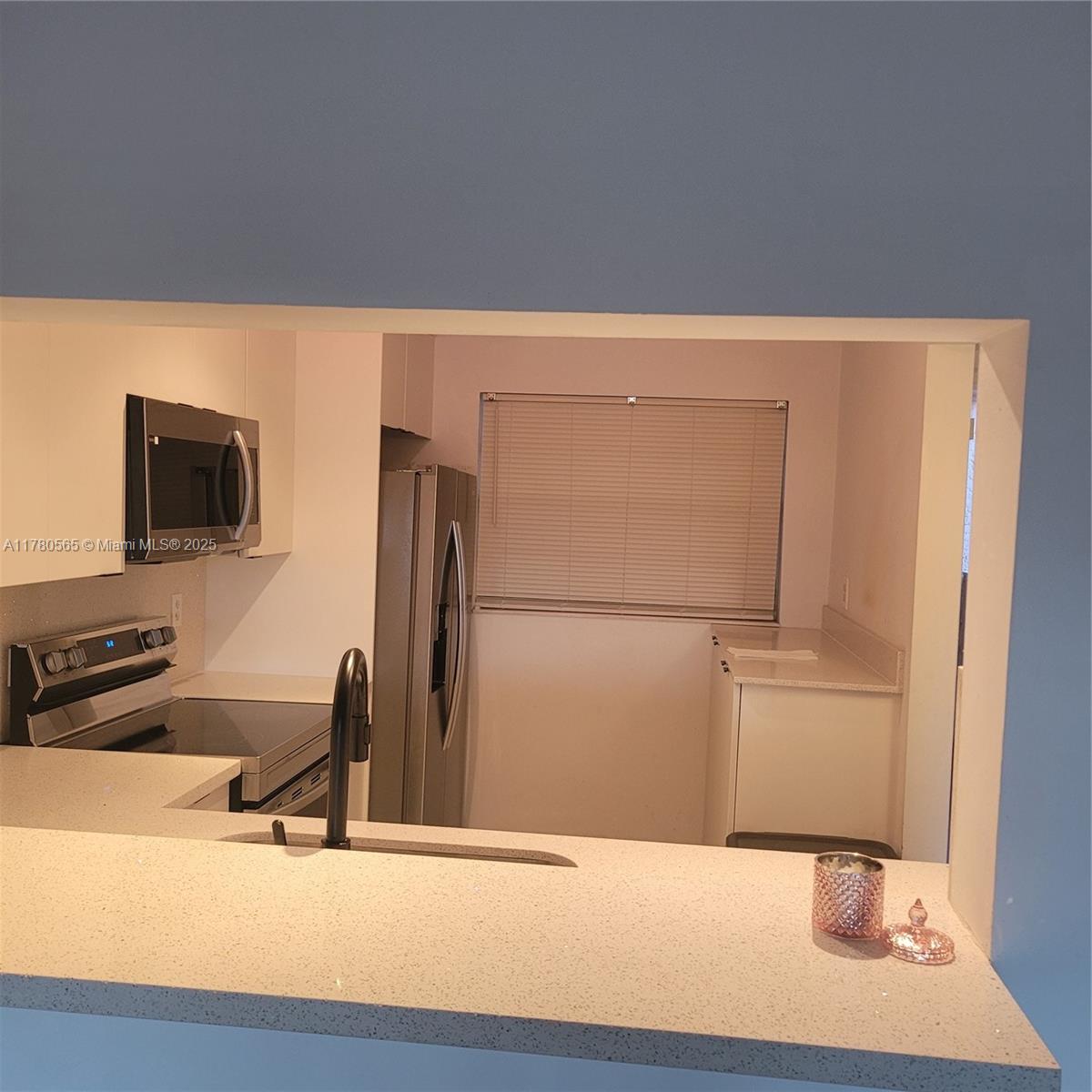 1920 Sabal Palm Dr 403 Property Photo 5
