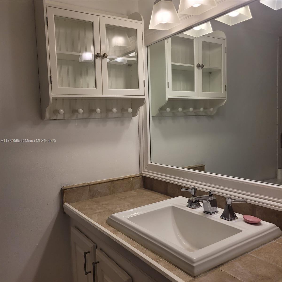 1920 Sabal Palm Dr 403 Property Photo 8