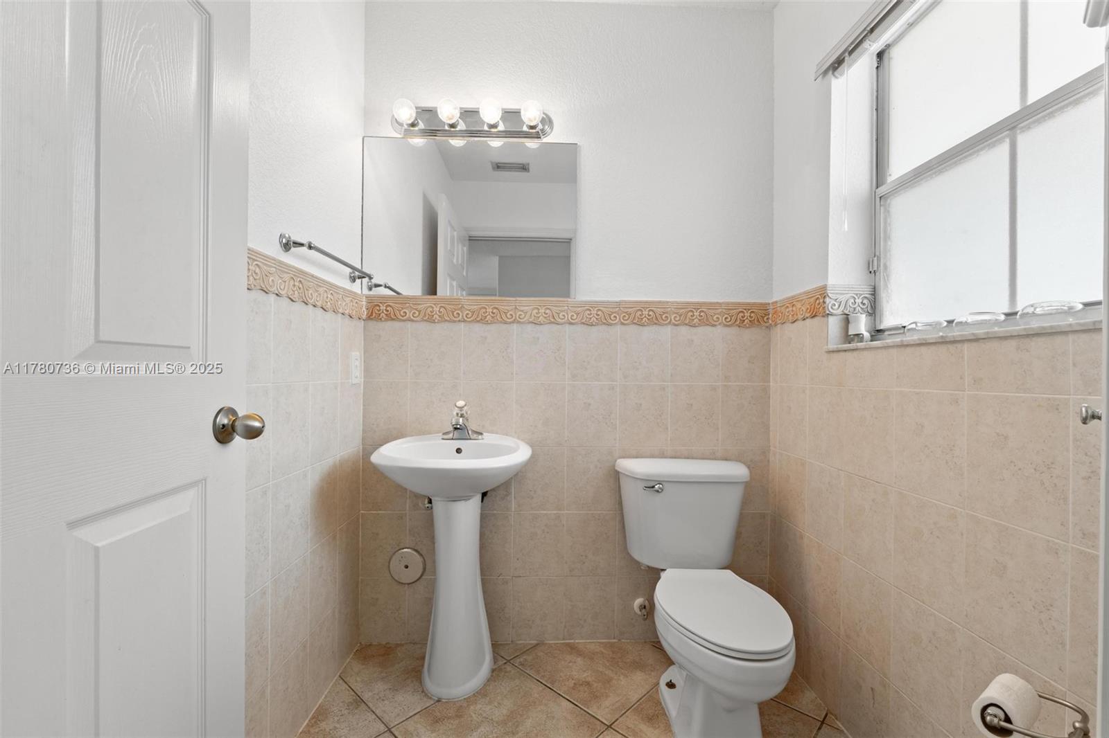 4866 Nw 114th Ct Property Photo 14