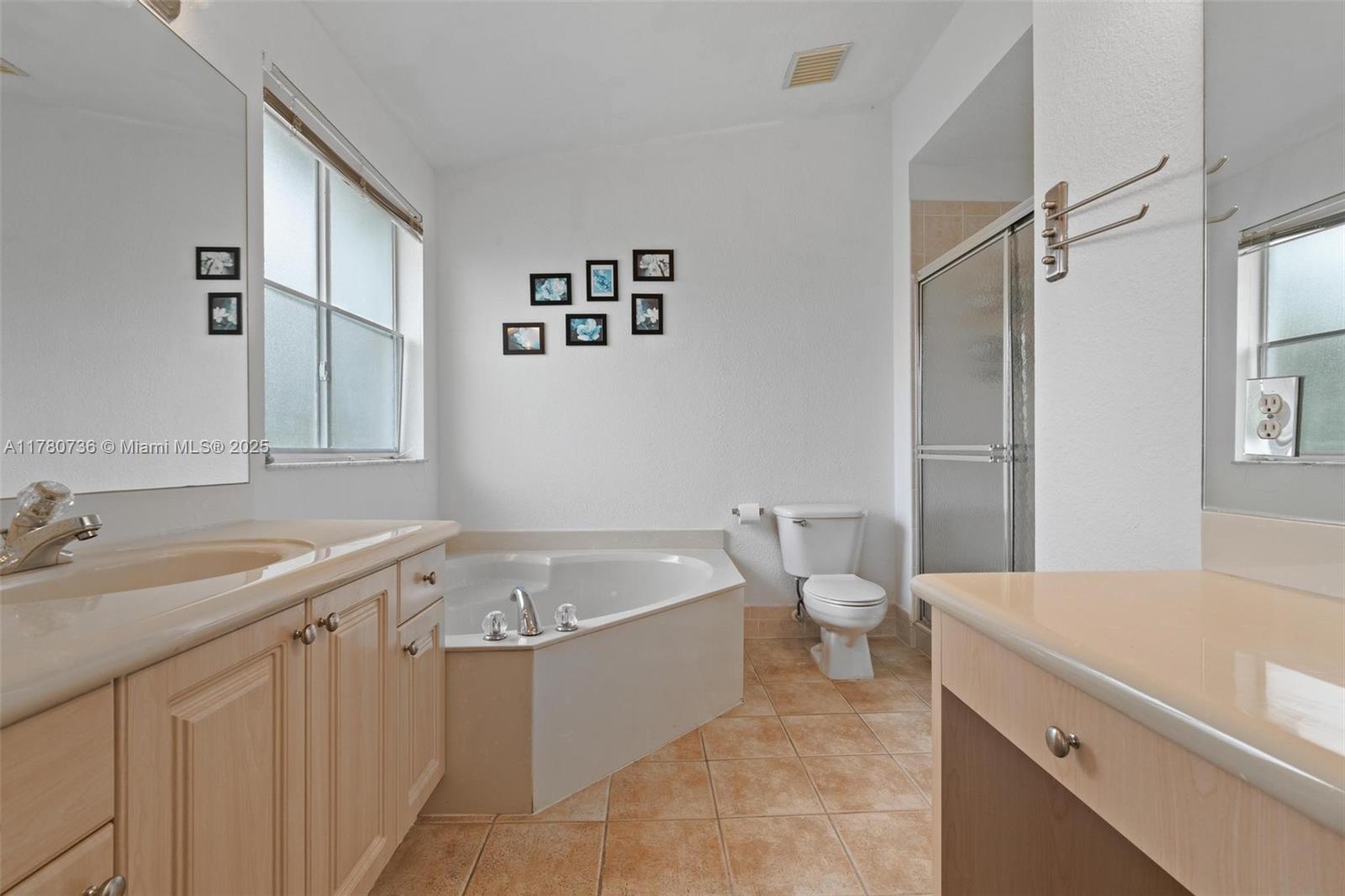 4866 Nw 114th Ct Property Photo 29
