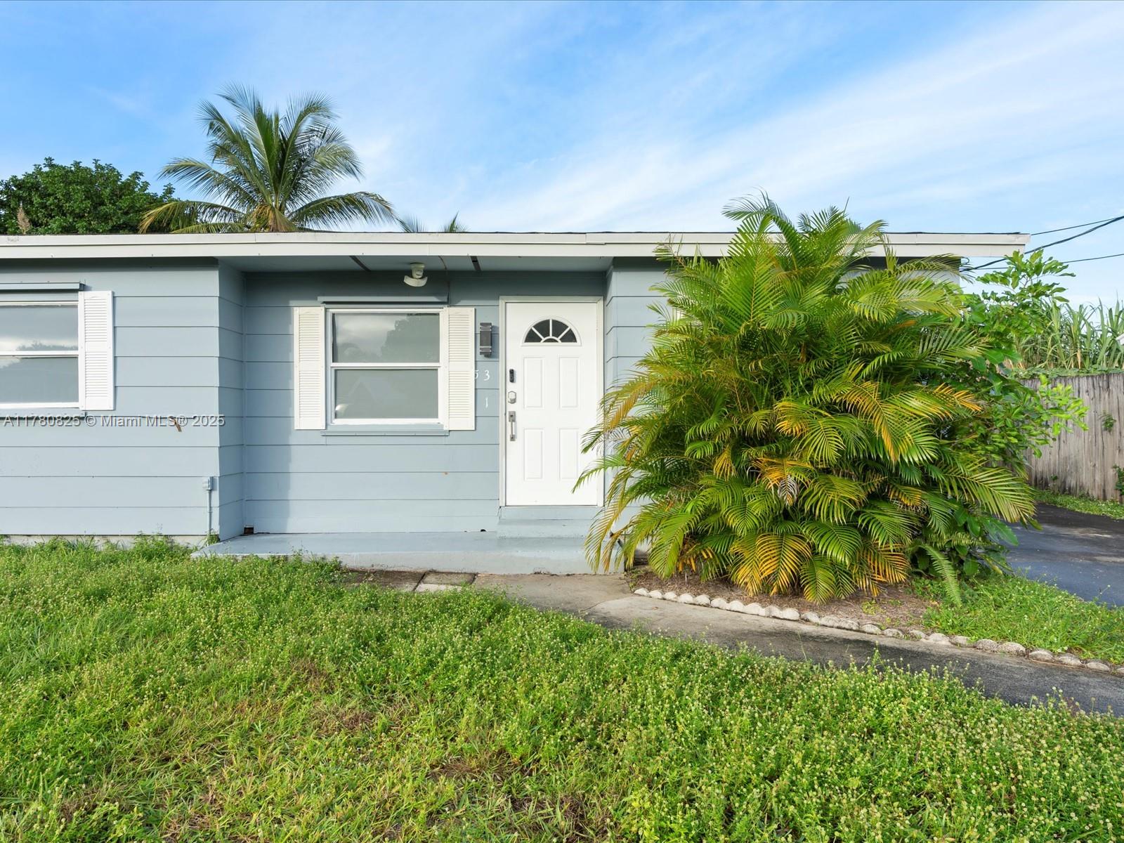 5731 Sw 54th Ter Property Photo 3