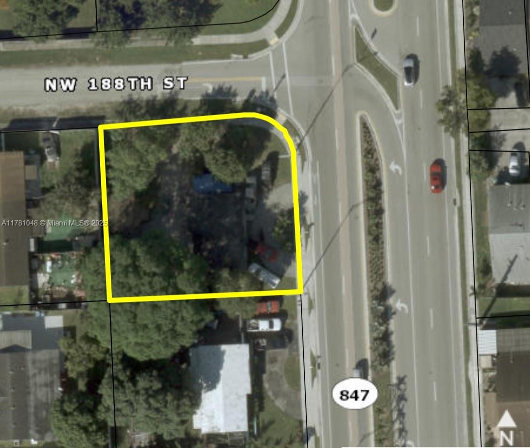 18730 Nw 47th Ave Property Photo