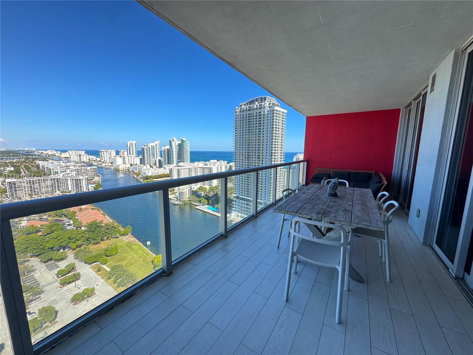 2600 E Hallandale Beach Blvd T3208 Property Photo 15