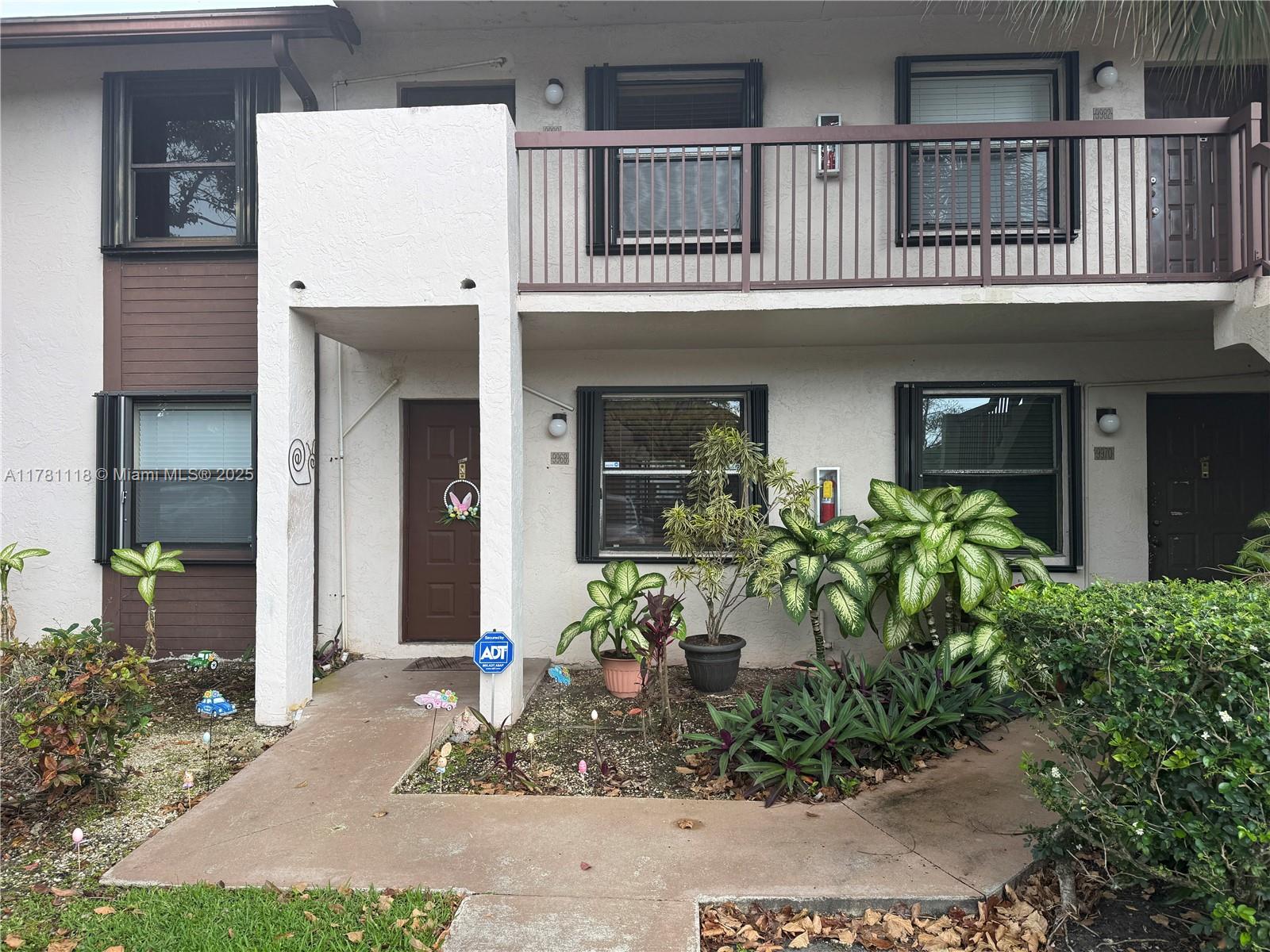 9968 Nob Hill Ct 9968 Property Photo