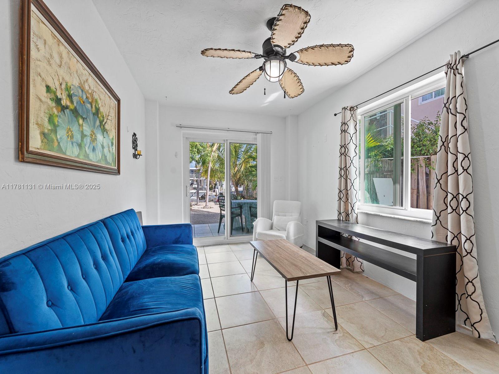 208 S Coconut Palm Blvd 1 Property Photo