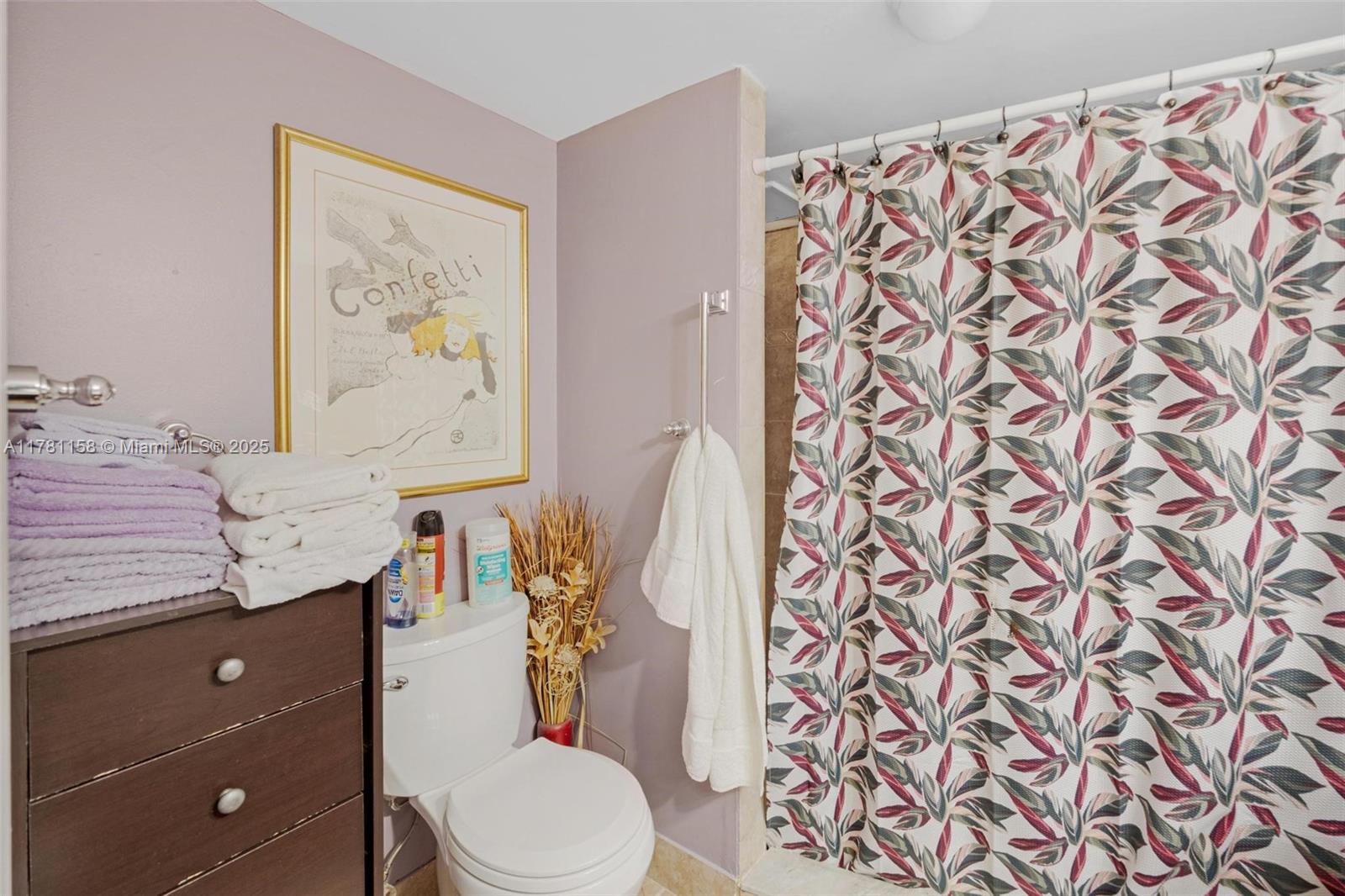 800 Independence Dr 800k Property Photo 10