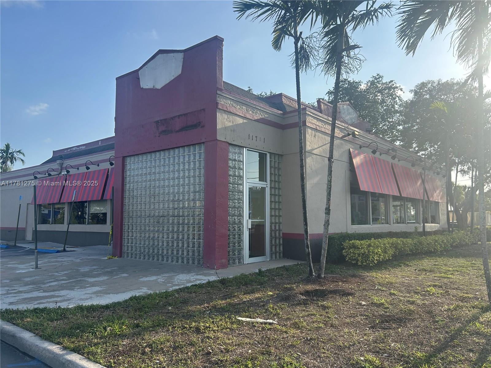 11711 W Okeechobee Rd Property Photo