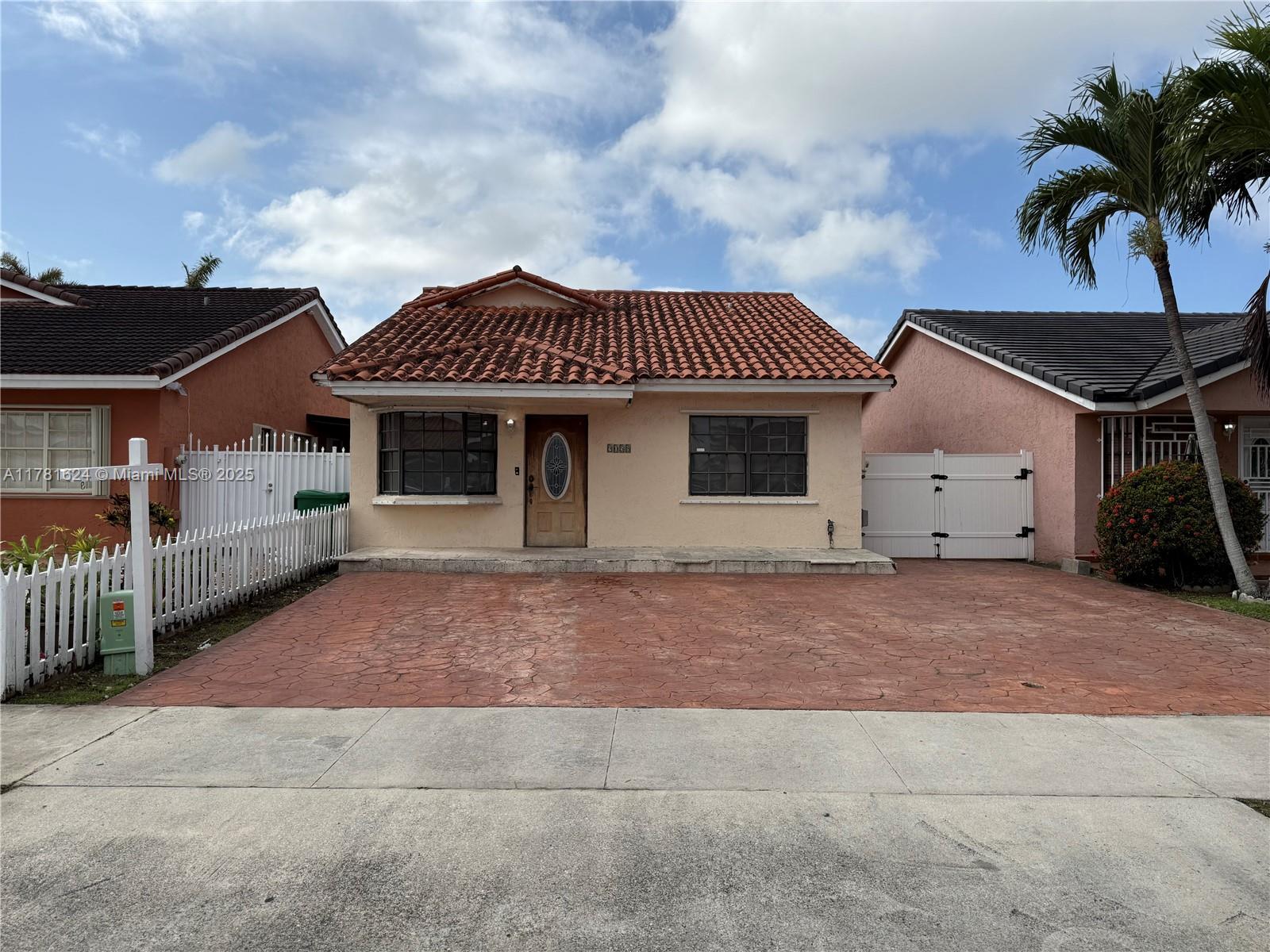 9058 Nw 115th St Property Photo