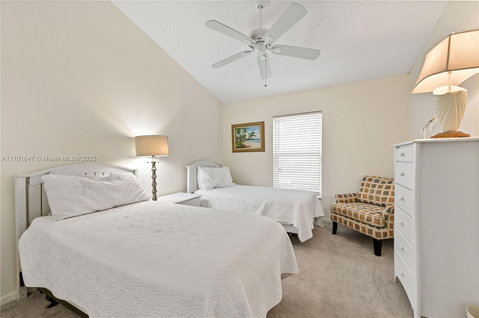 401 Sabal Palm Ln 401 Property Photo 11
