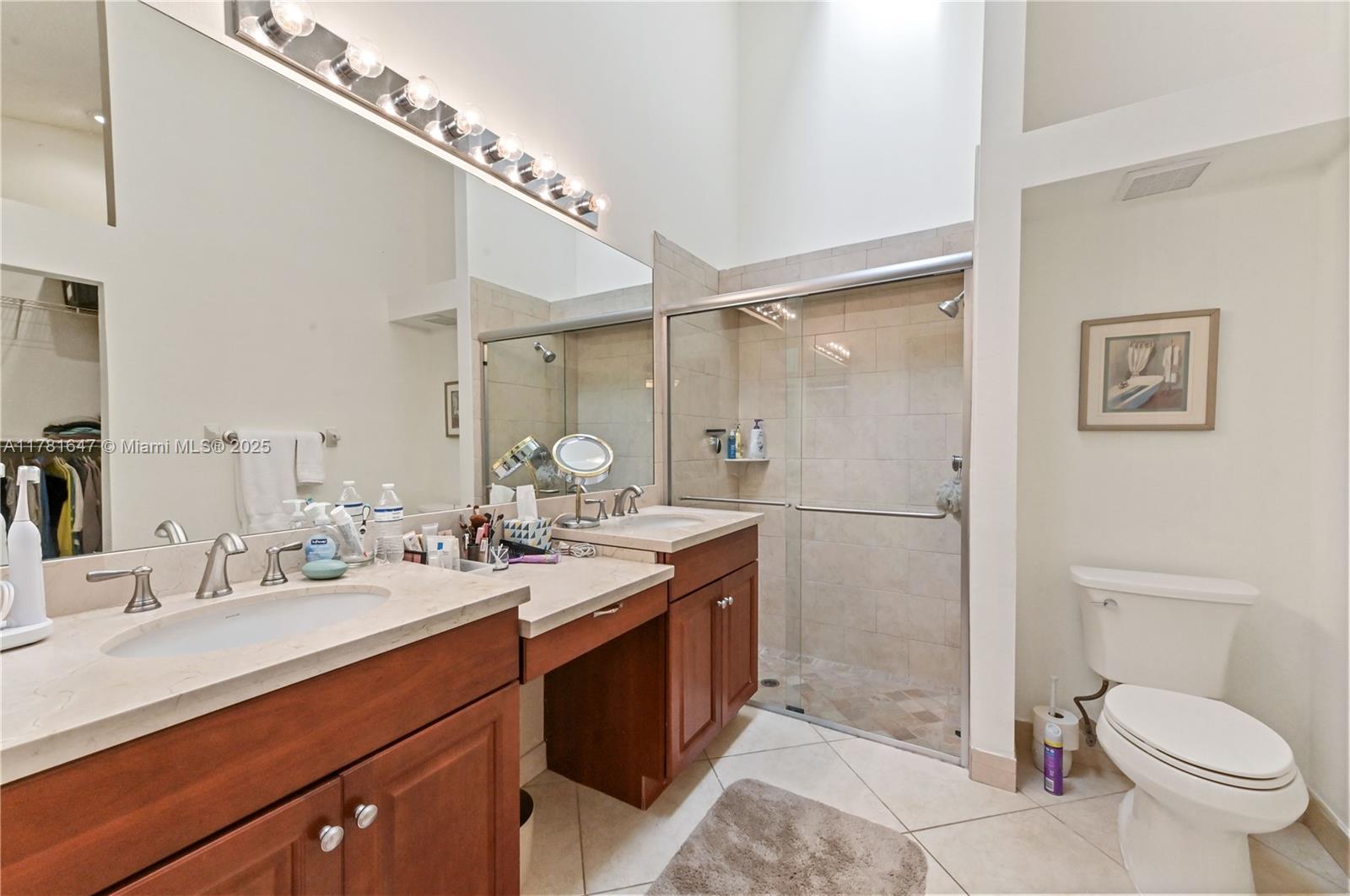 401 Sabal Palm Ln 401 Property Photo 18