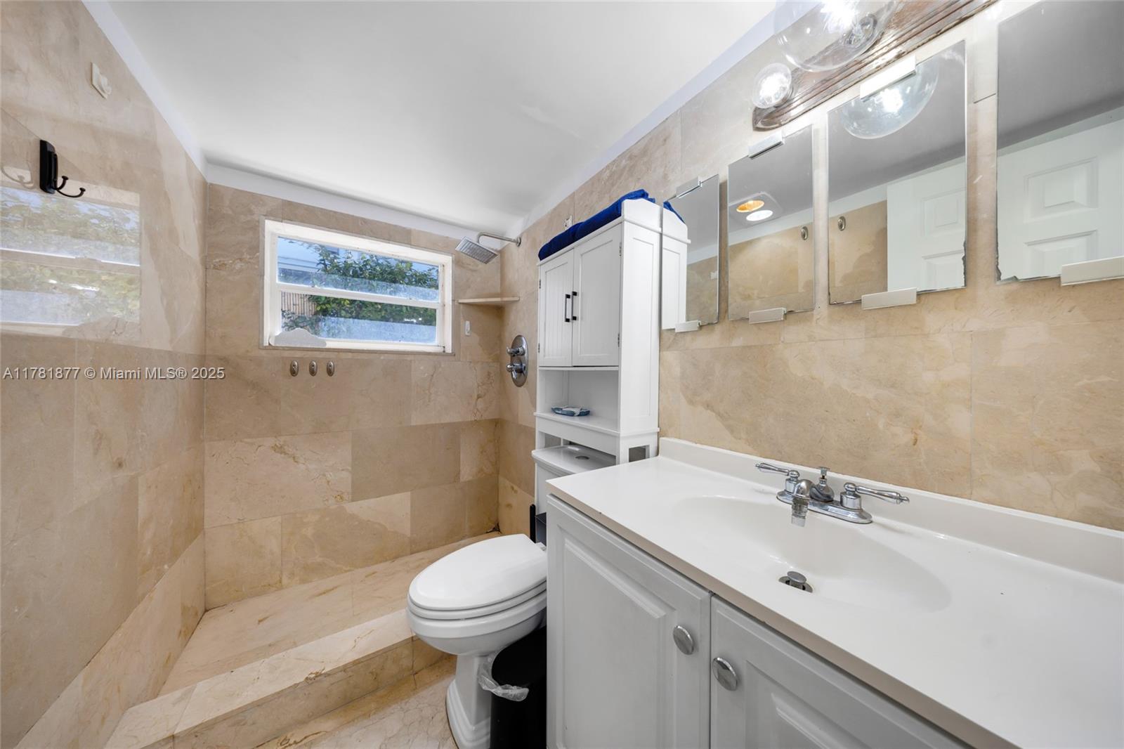 759 Meridian Ave 2 Property Photo 10