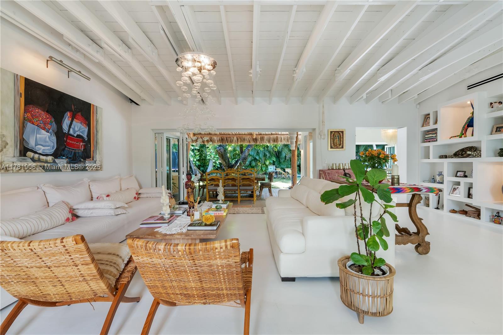 330 Gulf Rd Property Photo