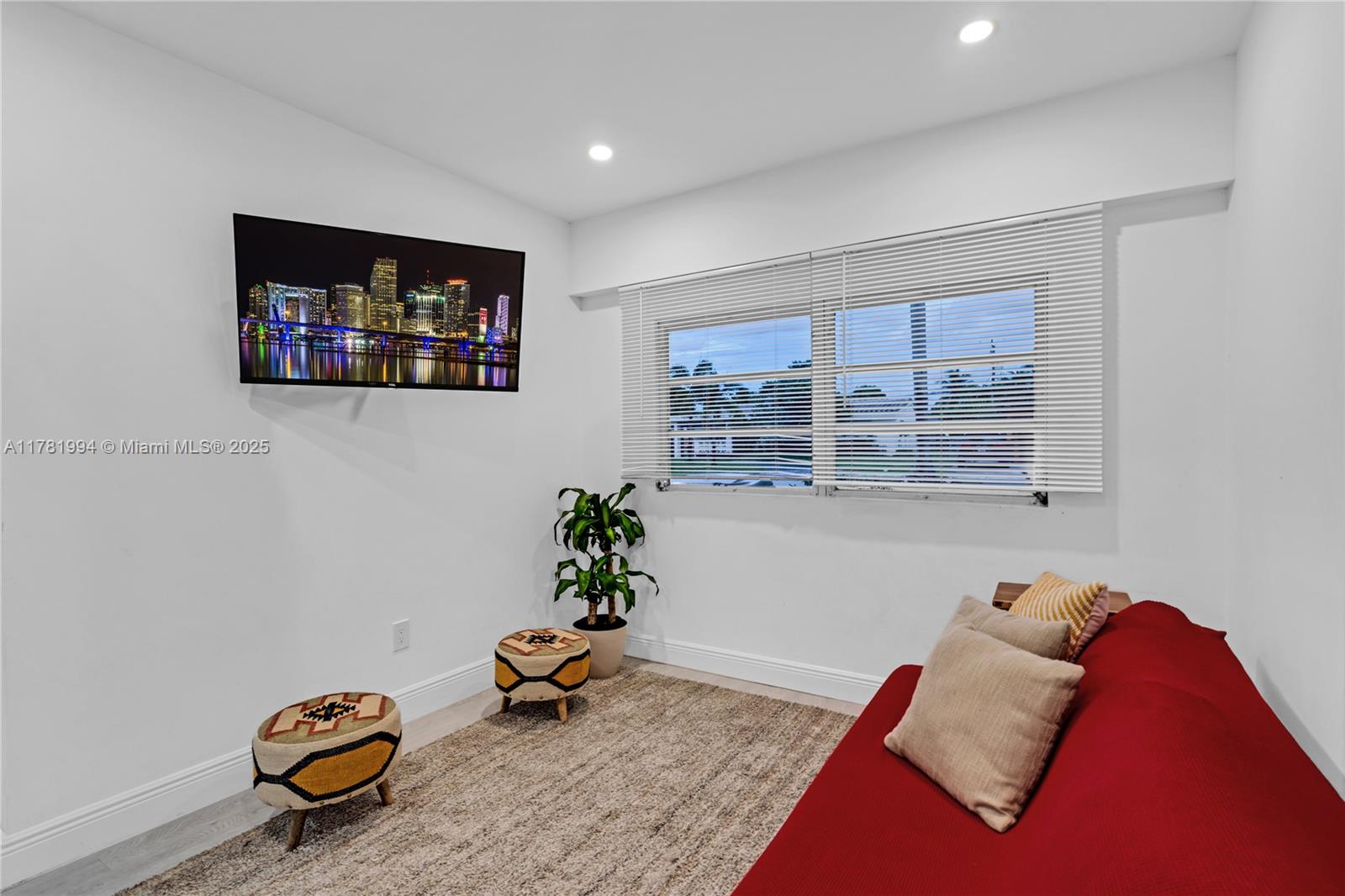 1165 Sw 4th Ter #1 Property Photo