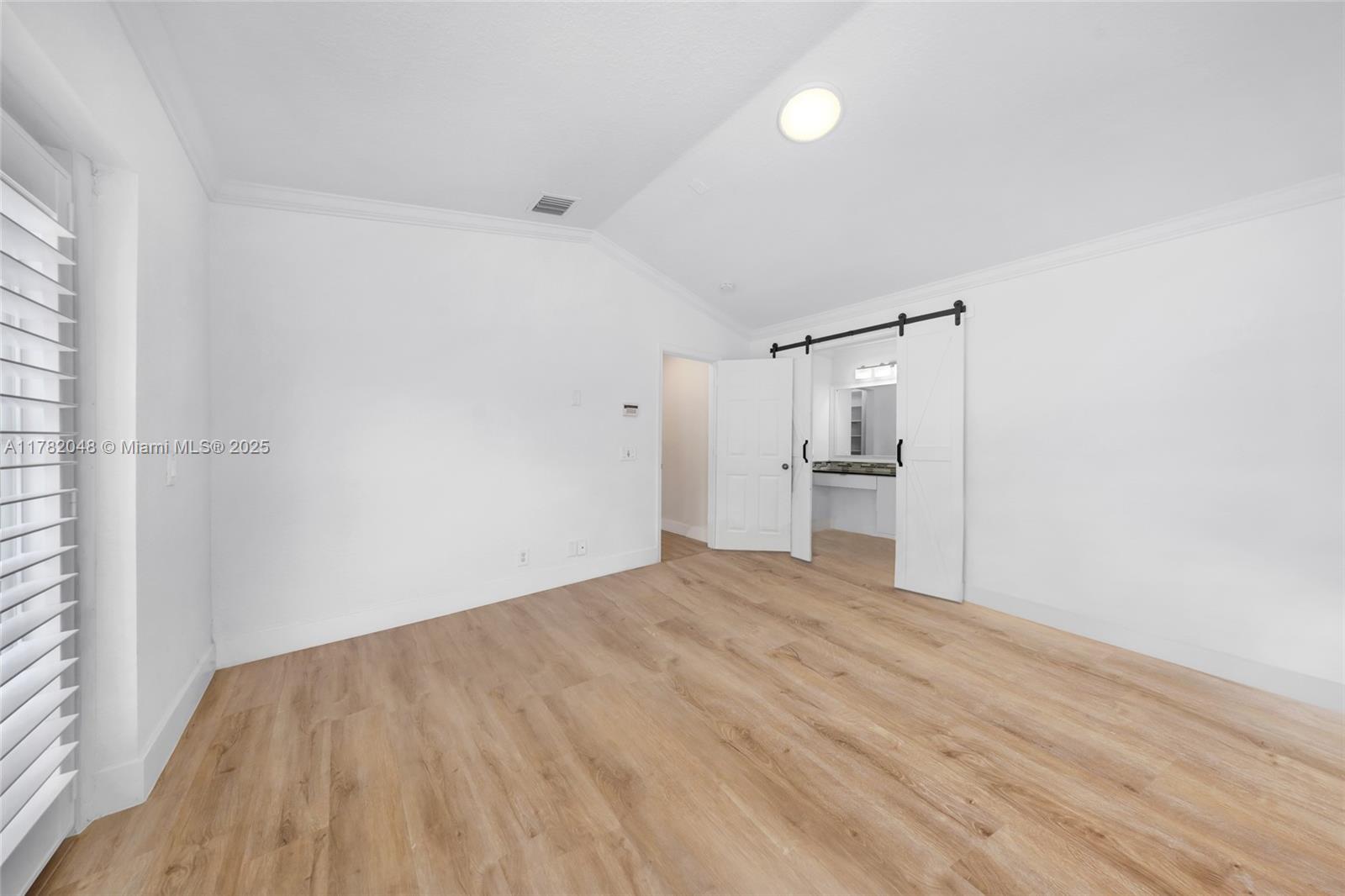 929 Phoenix Way Property Photo 23