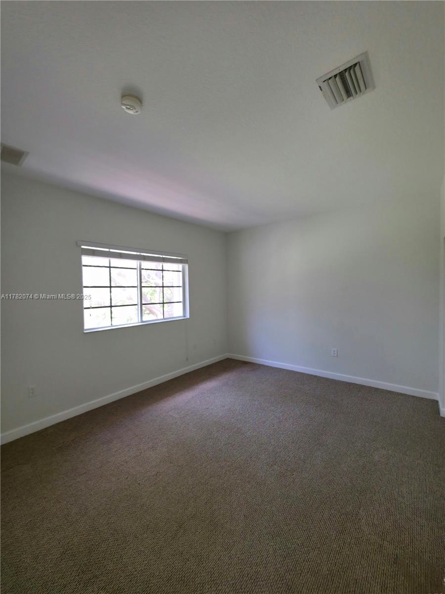 378 Ne 25th Pl 201 Property Photo 15