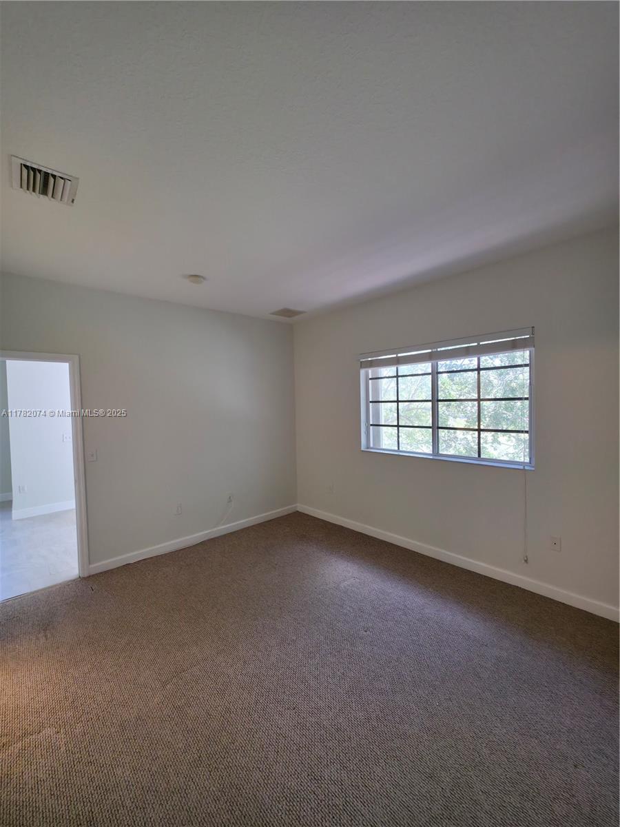 378 Ne 25th Pl 201 Property Photo 16