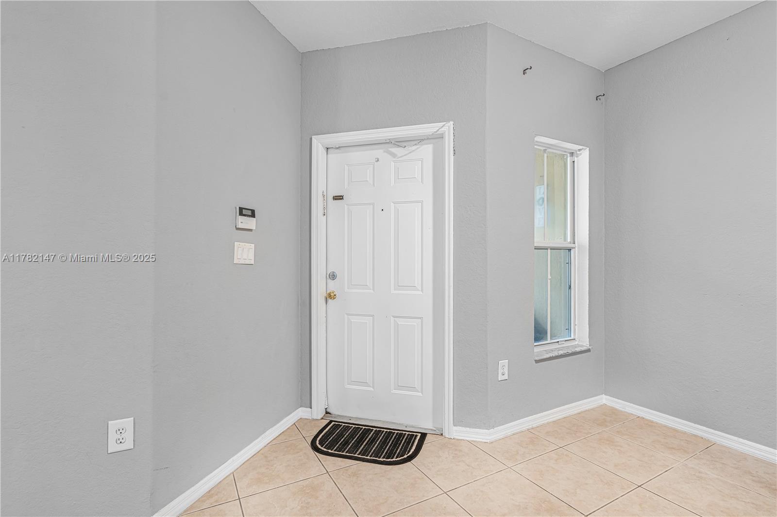 1557 Se 20th Ter Property Photo 4