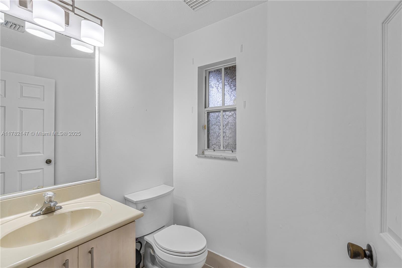 1557 Se 20th Ter Property Photo 15
