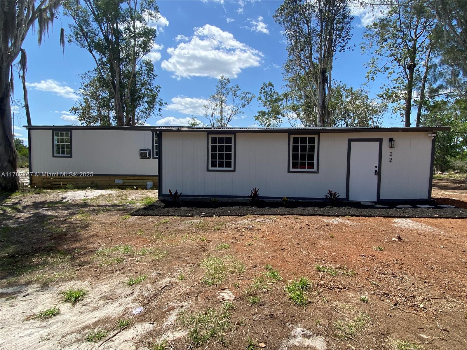 22 Siesta Ln Property Photo