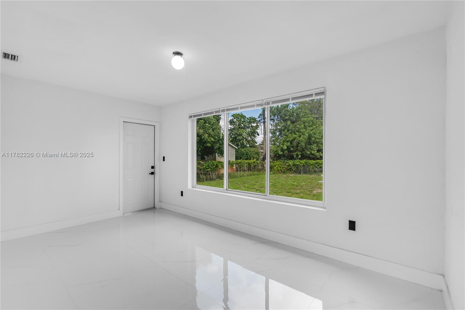 741 Nw 175th Dr Property Photo 51