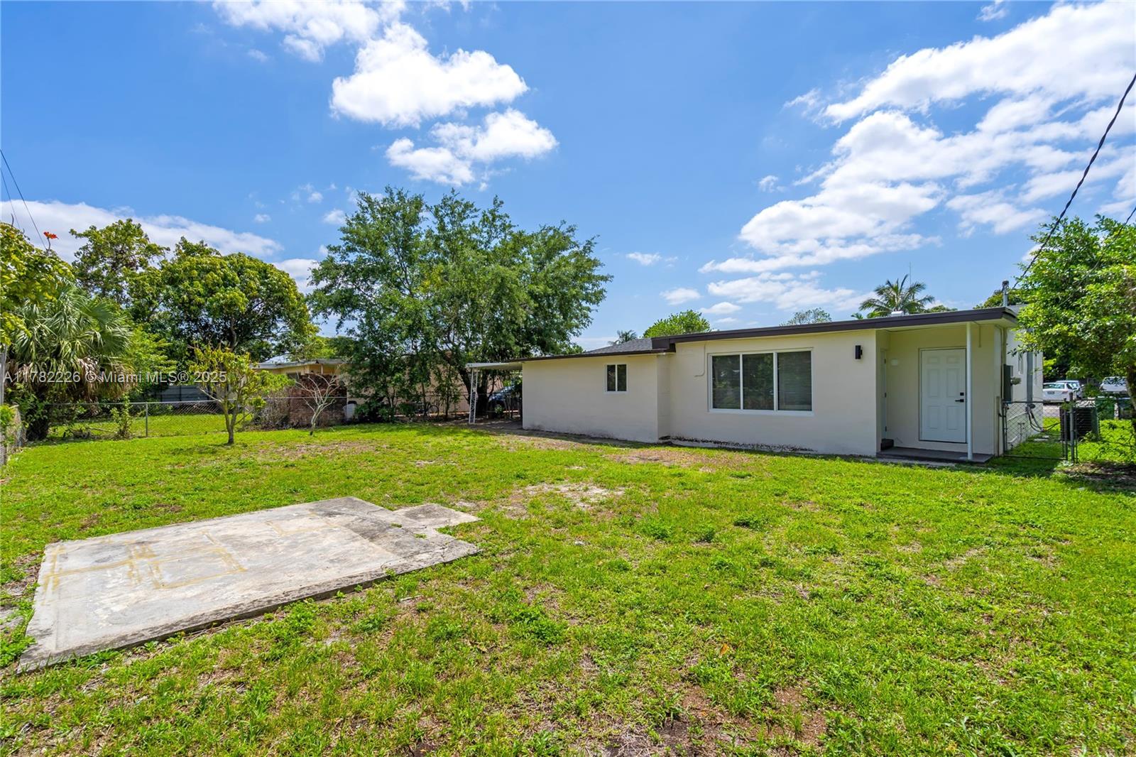 741 Nw 175th Dr Property Photo 61