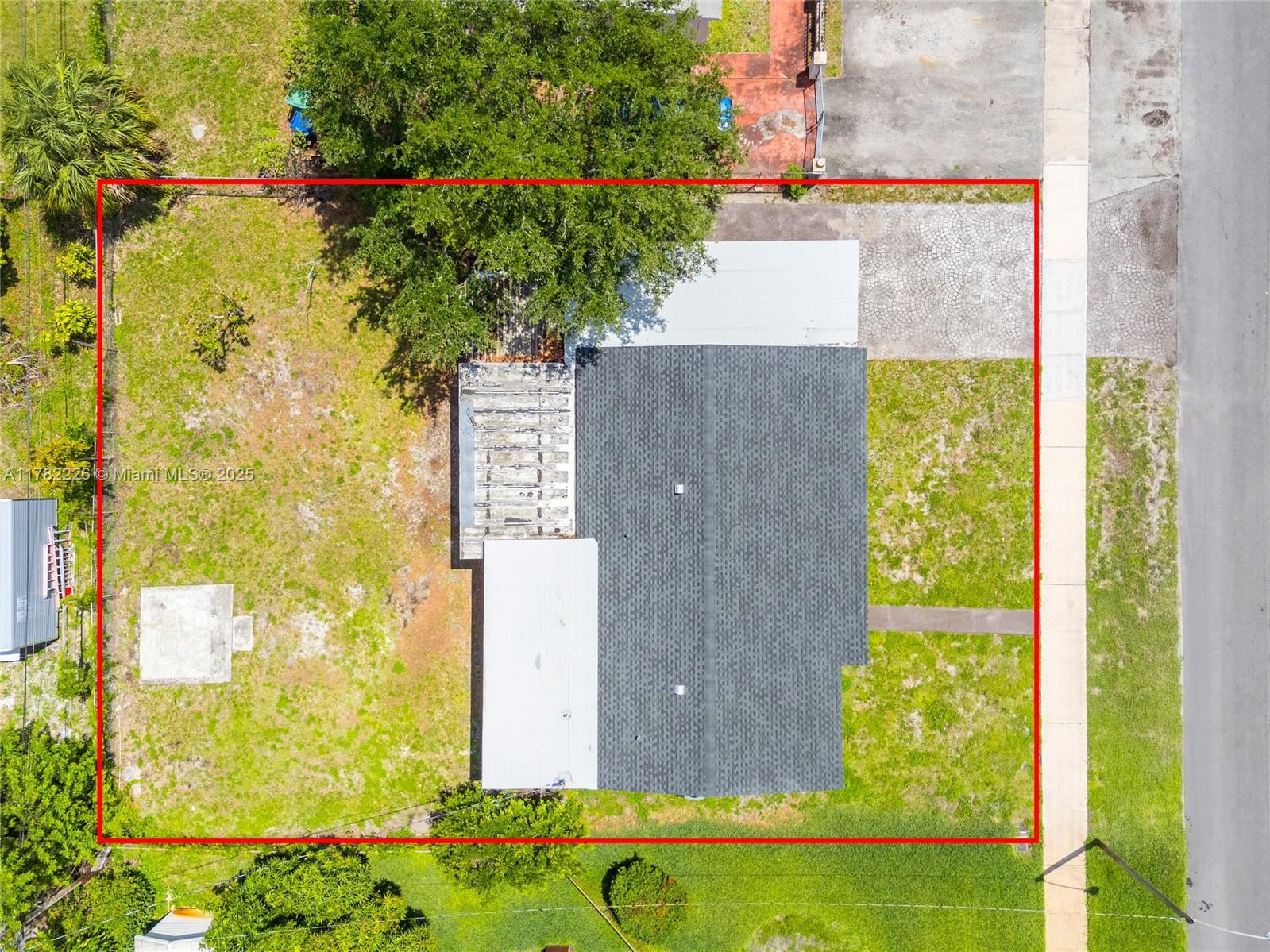 741 Nw 175th Dr Property Photo 67