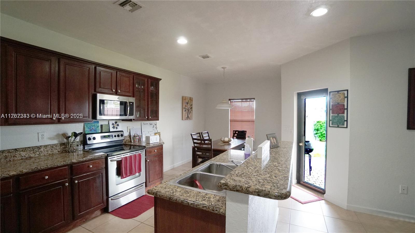 11339 Sw 243 Terrace Property Photo 10