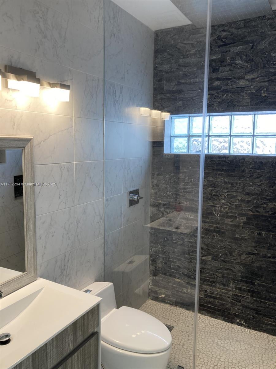 3965 Hyde Park Cir 3965 Property Photo 20