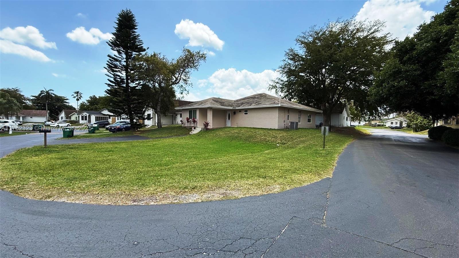 13570 Sw 286th Ter Property Photo 4