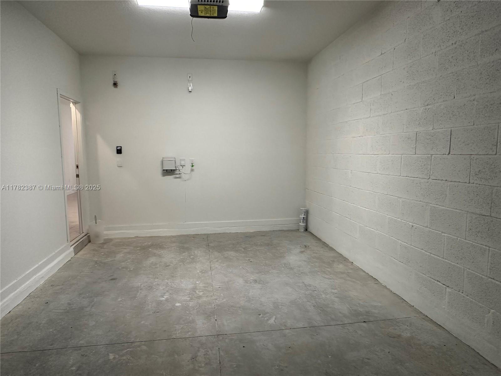 822 Sw 11th Ter Property Photo 10