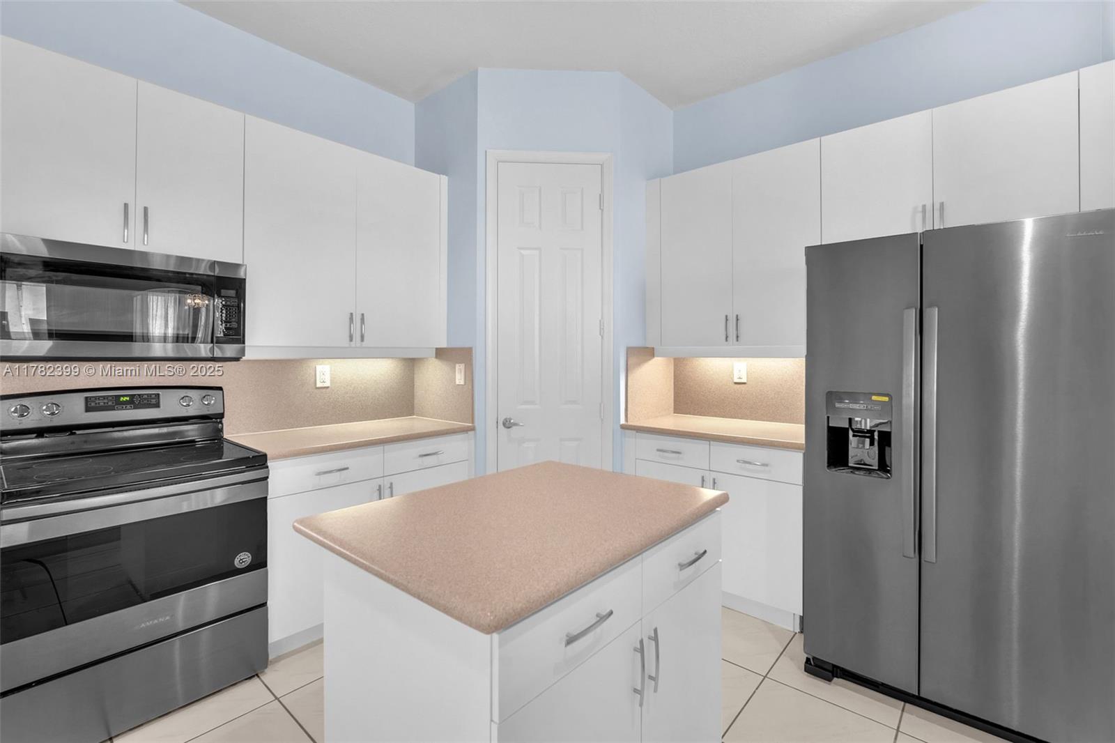 3500 Sw 144th Ave Property Photo