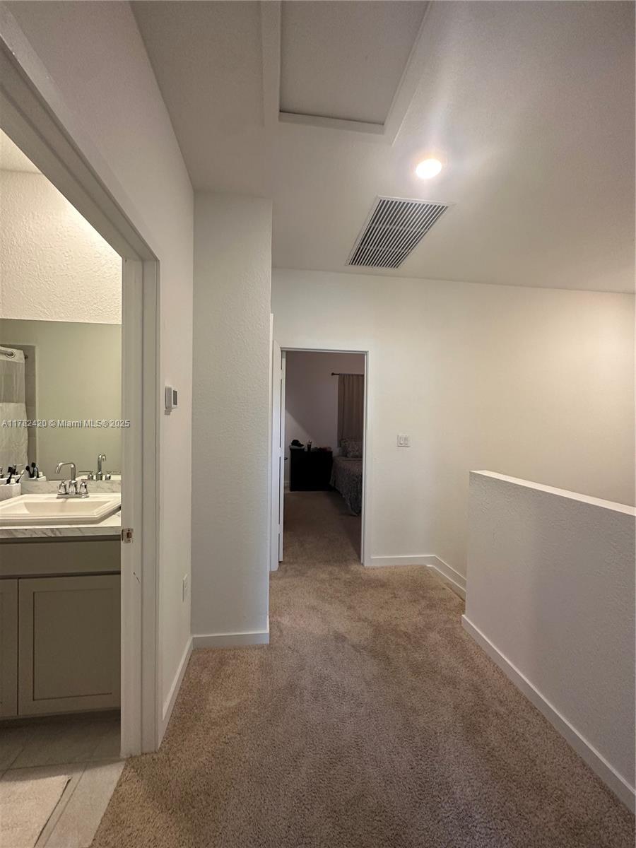 381 Ne 5th Place Property Photo 16