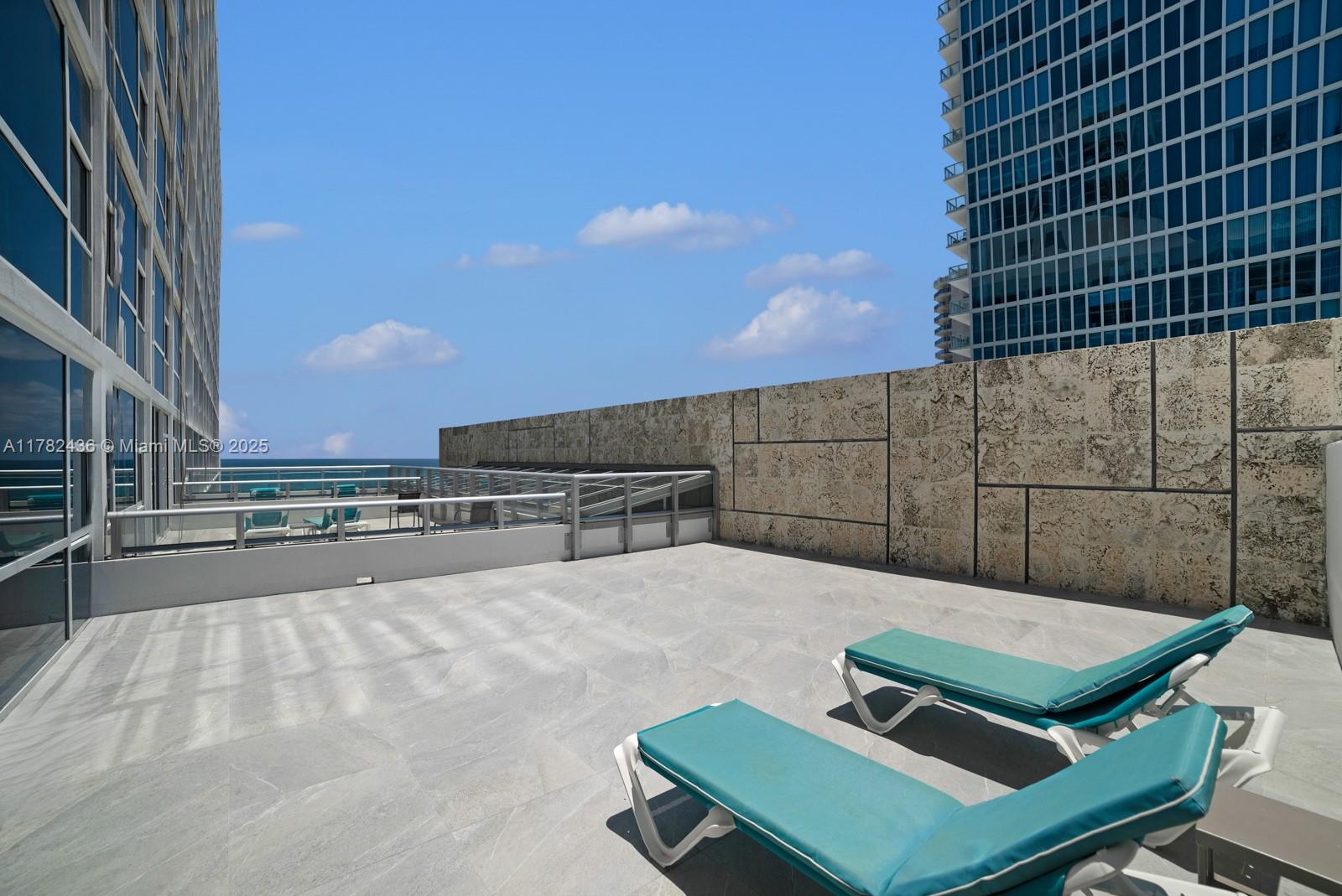 6801 Collins Ave 604 Property Photo 1