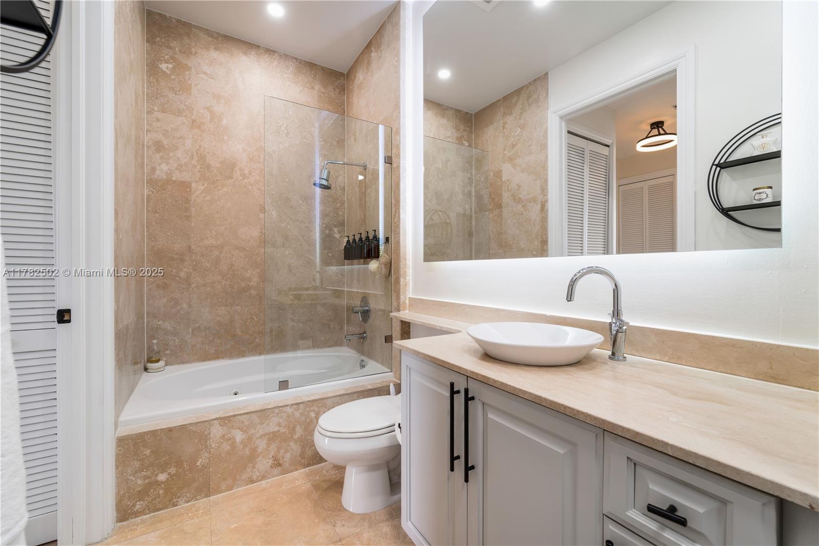 1805 Ponce De Leon Blvd 525 Property Photo 6