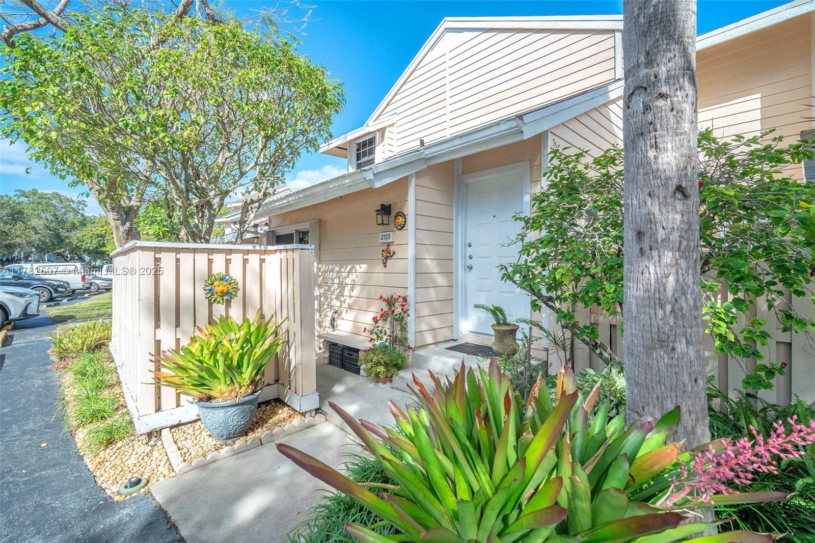 2133 Champions Way Property Photo
