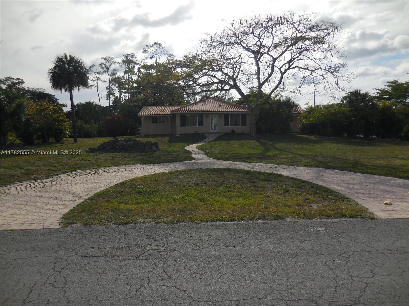 Parkland Real Estate Listings Main Image