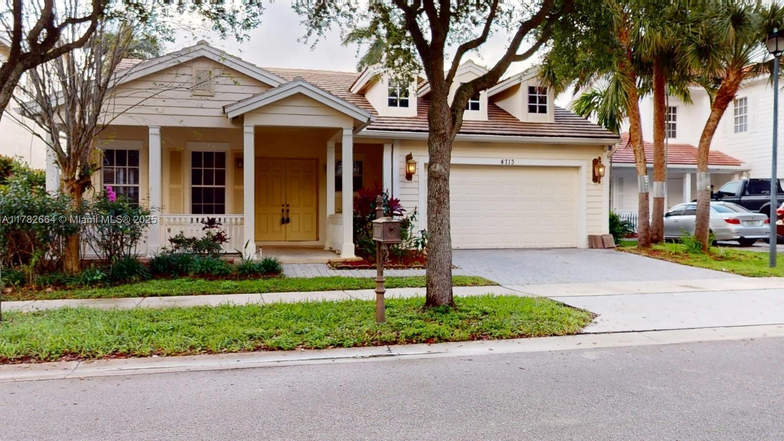 4713 Village Way Property Photo