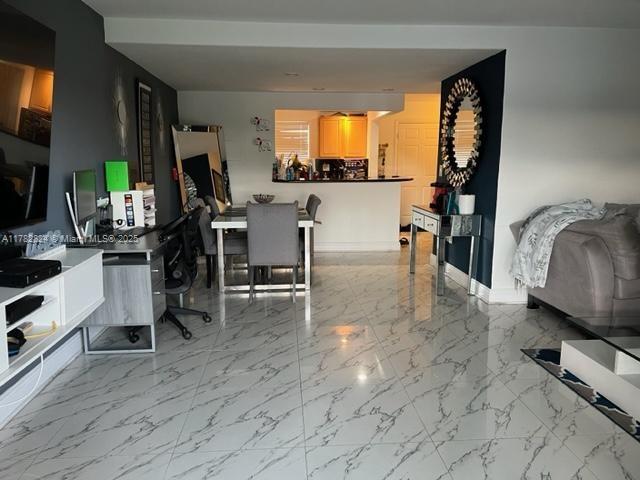 9357 N Fontainebleau Blvd D-403 Property Photo 3