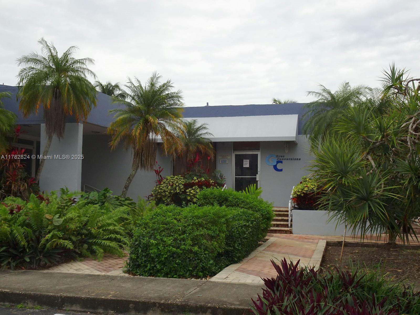 9357 N Fontainebleau Blvd D-403 Property Photo 21